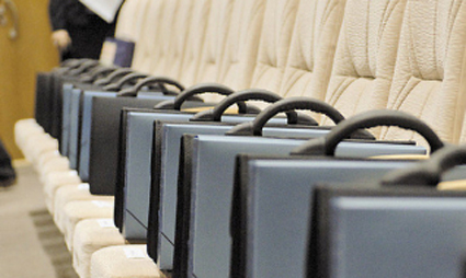 قىزمەتتەن زاڭسىز شىعارسا نە ىستەۋگە بولادى؟