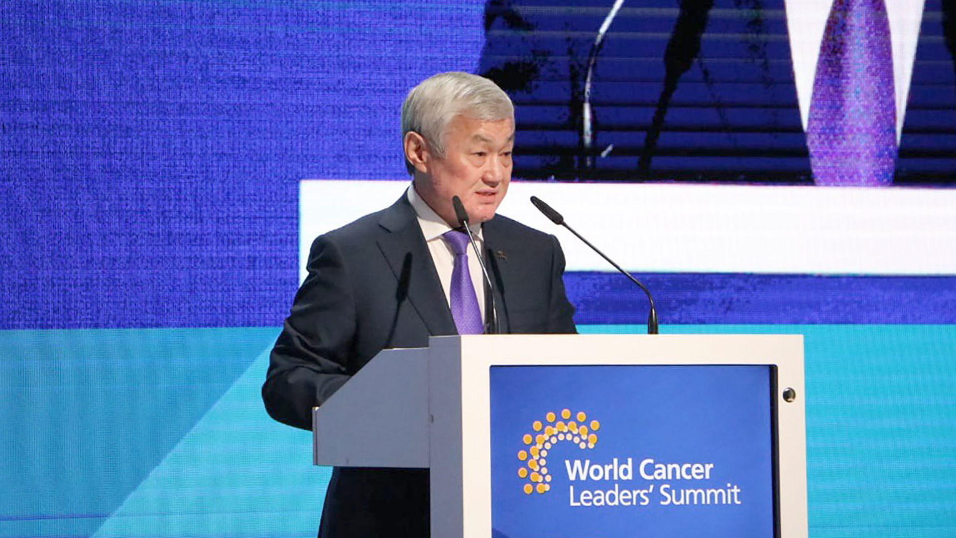 نۇر-سۇلتاندا ونكولوگيا كوشباسشىلارىنىڭ دۇنيەجۇزىلىك ءسامميتى ءوتىپ جاتىر