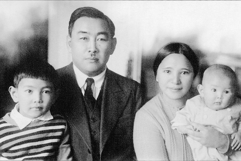 اقجايىق ارىسىن ەسكە الدى