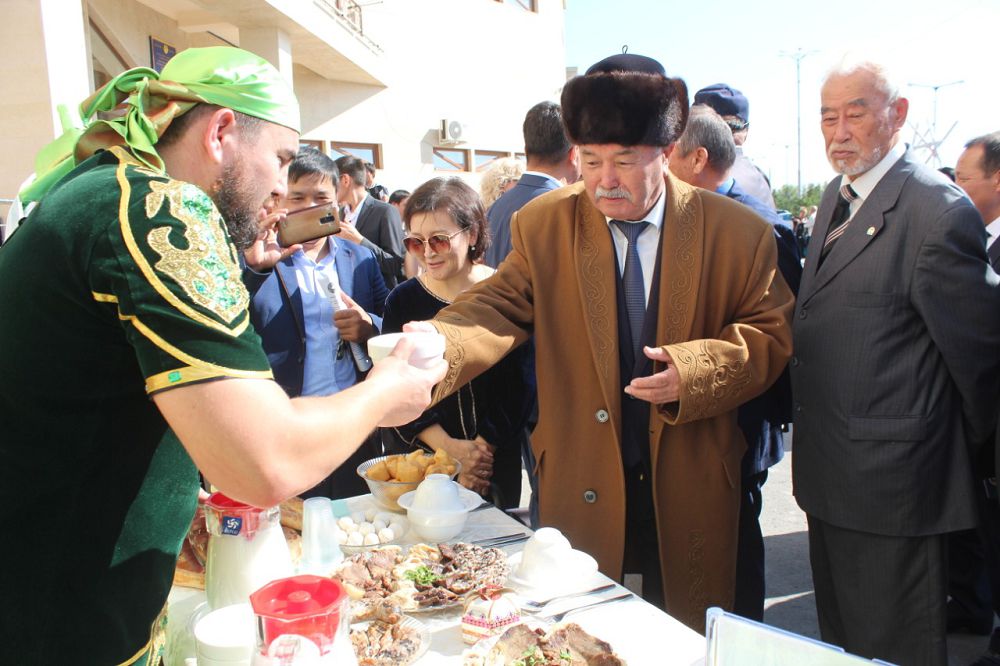 اسسامبلەيا مۇشەلەرى ەسكى مەرەكەنى ەسكە سالدى