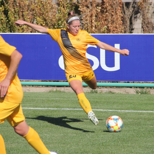 فۋتبول: «بيك-قازىعۇرت» «باۆاريادان» ۇتىلدى