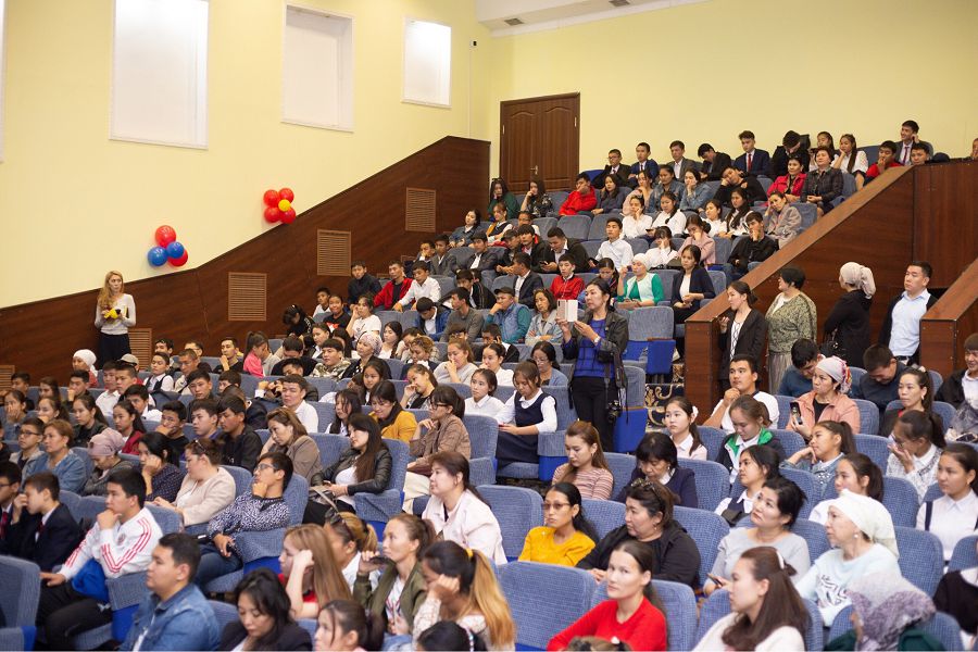 جاڭاوزەندە «باستا» فورۋمى ءوتتى