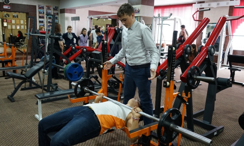 سەمەيدە وقۋشىلار سپورتزالعا تەگىن بارادى