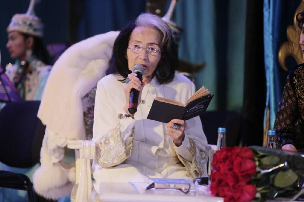 «اققۋ اقىن» اتىراۋعا كەلدى