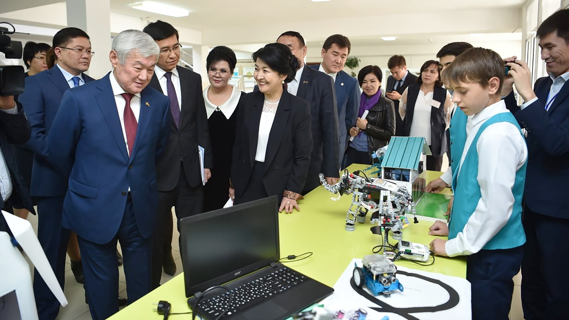 بەردىبەك ساپارباەۆ شىمكەنت قالاسىنا باردى