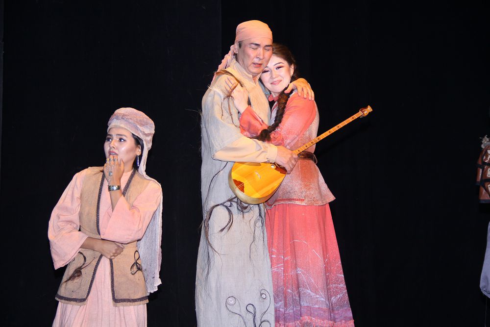 مادەني مارافون