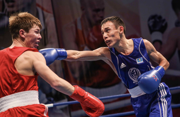 قازاقستاننىڭ ەرلەر قۇراماسى قىتايدان جەتى جۇلدەمەن ورالدى