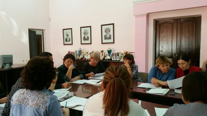 قارجى مينيسترلىگىندە ساراپشىلار باس قوستى