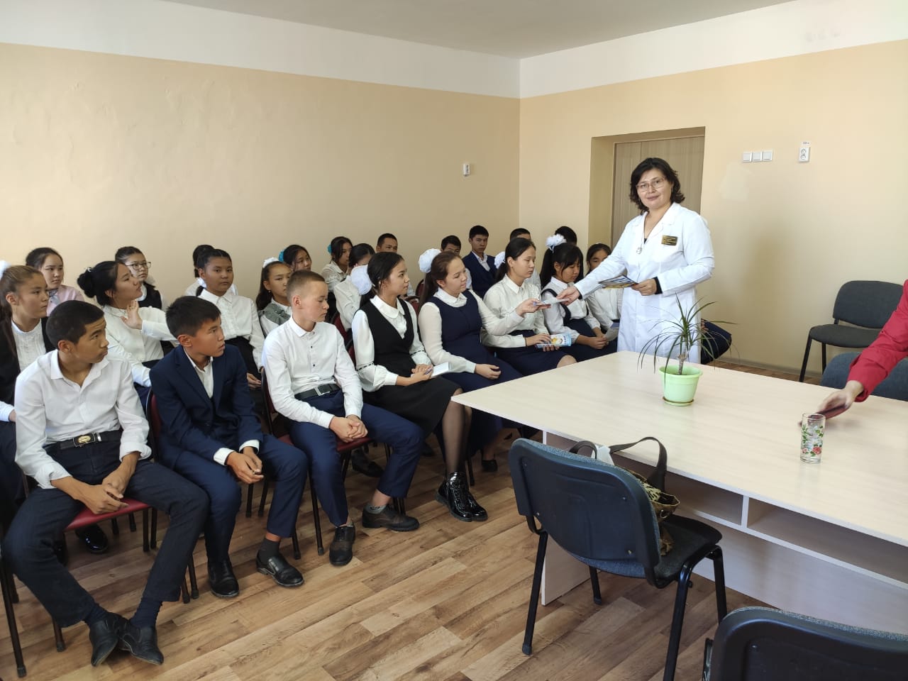 جاڭاوزەندىك وقۋشىلار ءۇشىن كوشپەلى كونفەرەنتسيا ۇيىمداستىرىلدى