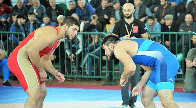 كۇرەس: يۋسۋپ باتىرمۇرزاەۆ قولا مەدال ءۇشىن تالاسادى