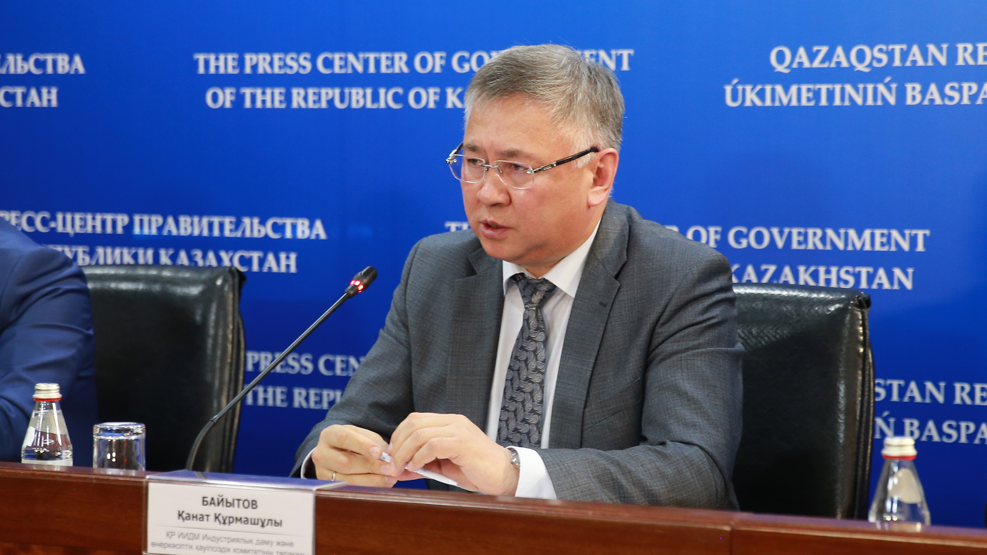 قازاقستاننىڭ ىشكى نارىعىنا 61 ملن توننا كومىر جەتكىزىلدى