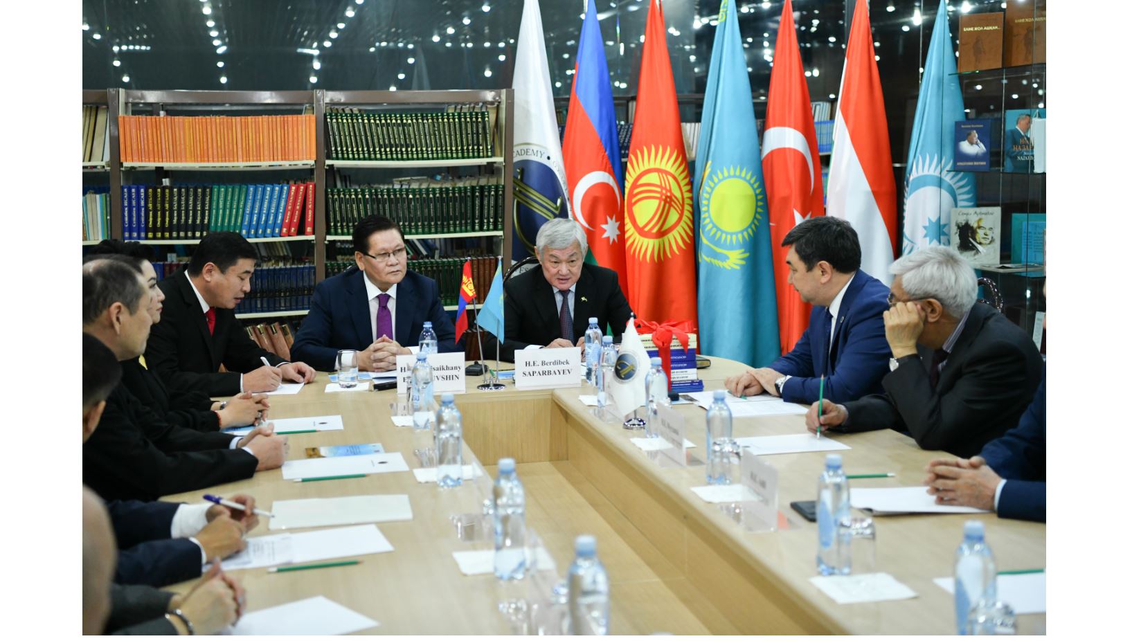  ۇلىق  ۇلىس  ۇلىقتالدى