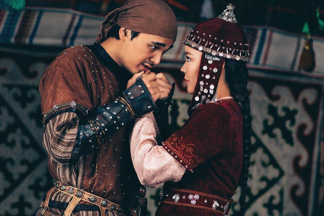 «قوزى كورپەش – بايان سۇلۋ»  جىرىنىڭ اباي نۇسقاسى