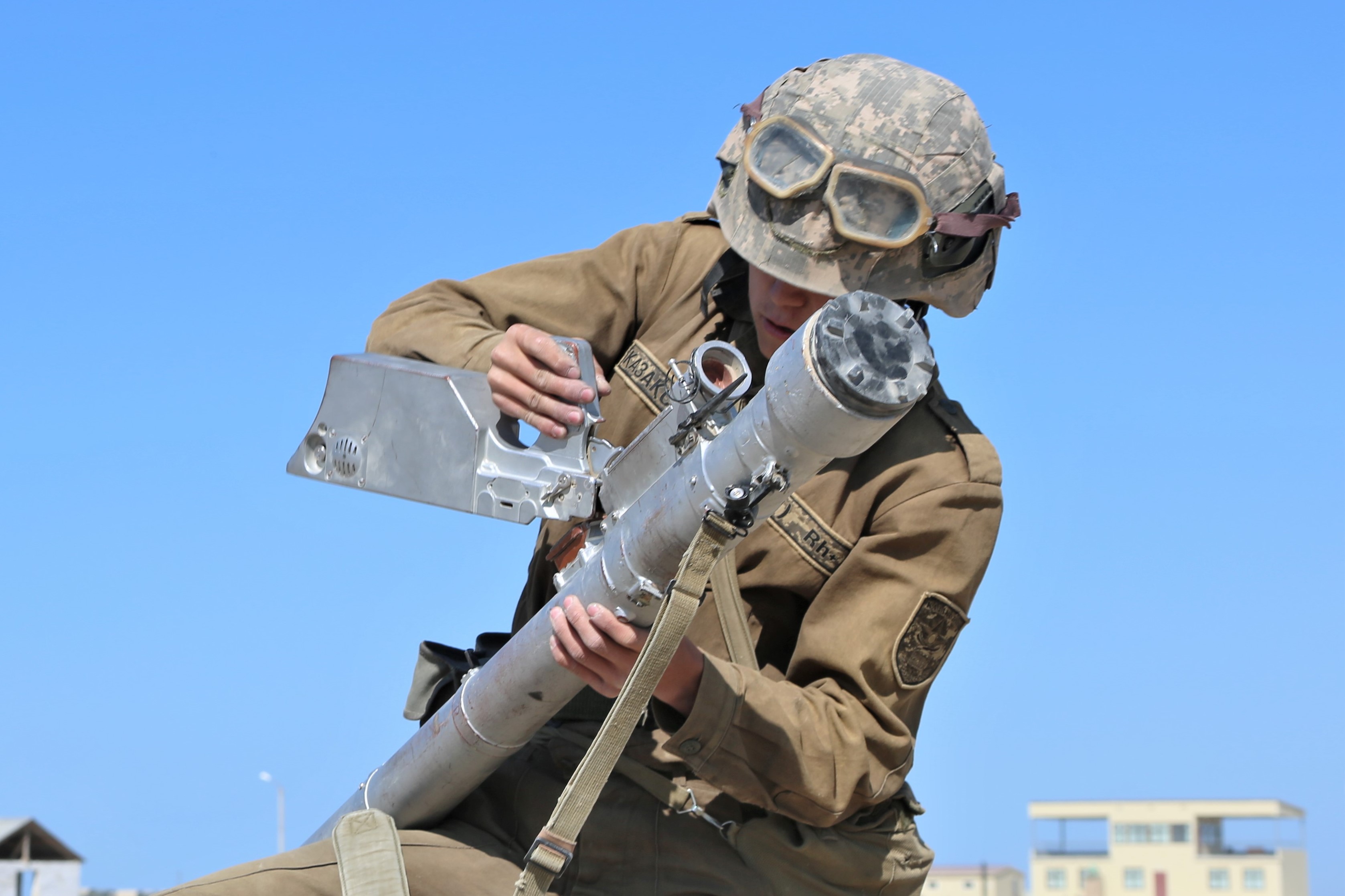 جاۋىنگەرلىك دايارلىقتارىن پىسىقتادى