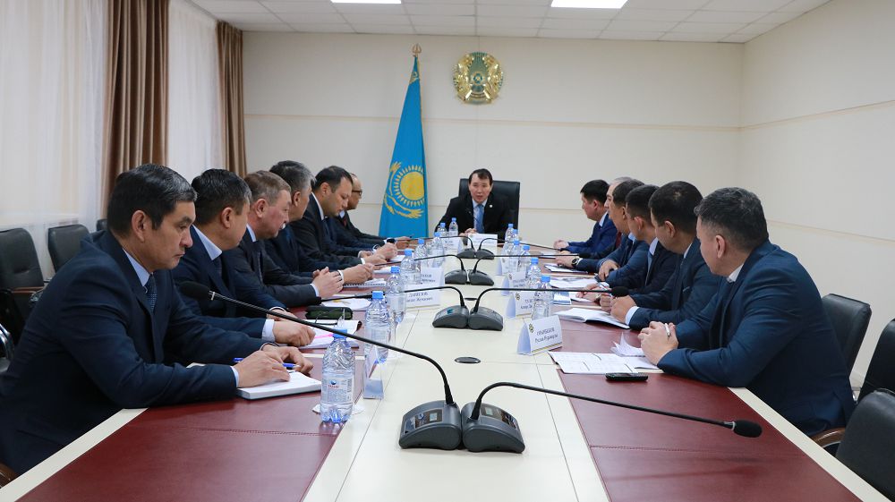 ا.شپەكباەۆ پرەزيدەنتتىك رەزەرۆتىڭ وفيتسەرلەرىنە ءدارىس وتكىزدى