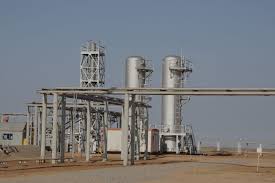 قۇم قويناۋىنداعى قازىنا