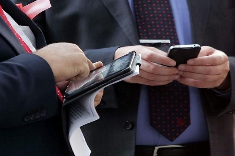 مەملەكەتتىك ورگان عيماراتتارىندا سمارتفون پايدالانۋعا رۇقسات بەرىلۋى مۇمكىن