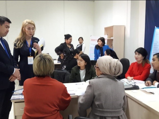 جاڭاوزەندە «اشىق ەسىك كۇنى» ءوتتى