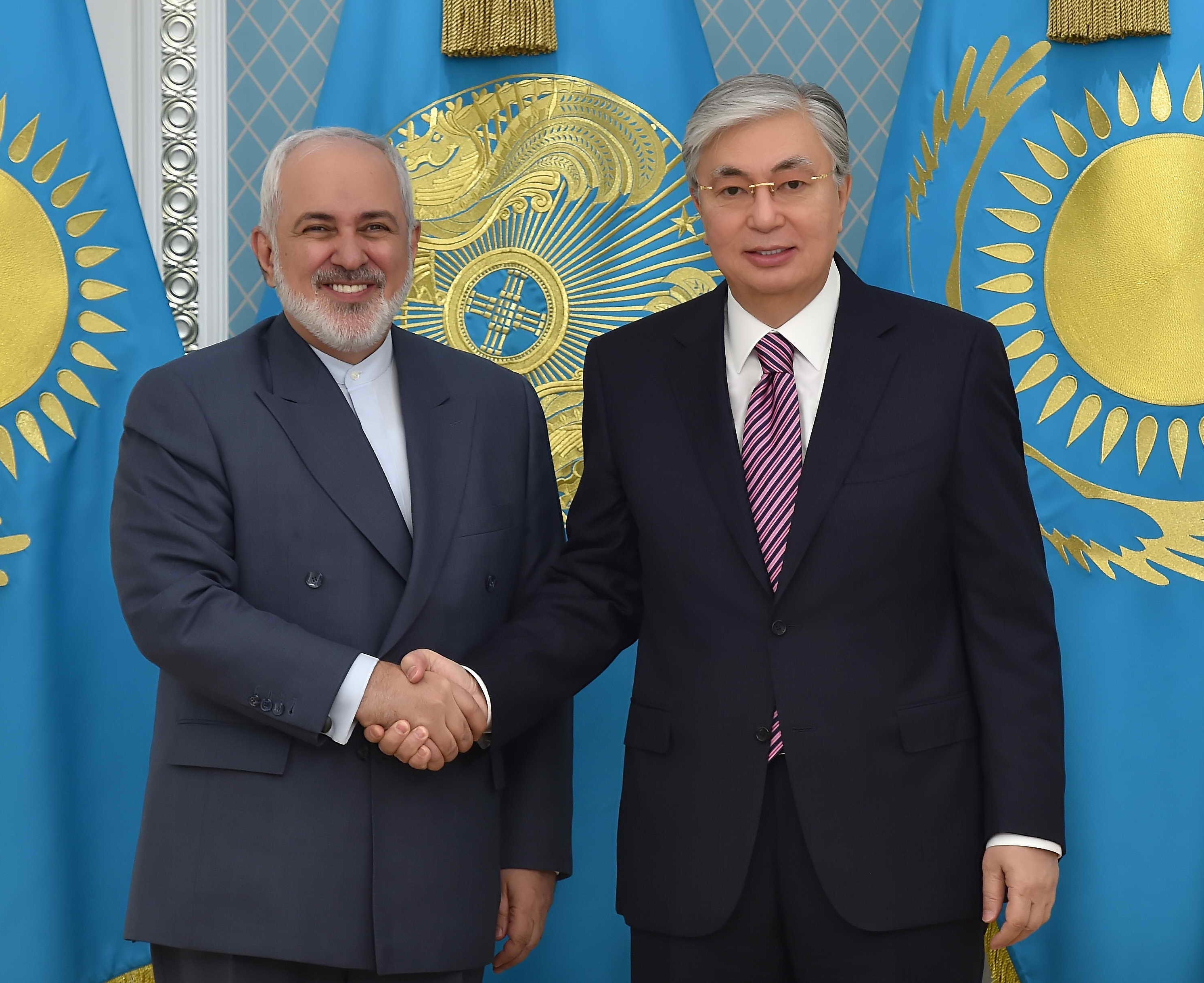 قازاقستان پرەزيدەنتى يراننىڭ سىرتقى ىستەر ءمينيسترىن قابىلدادى