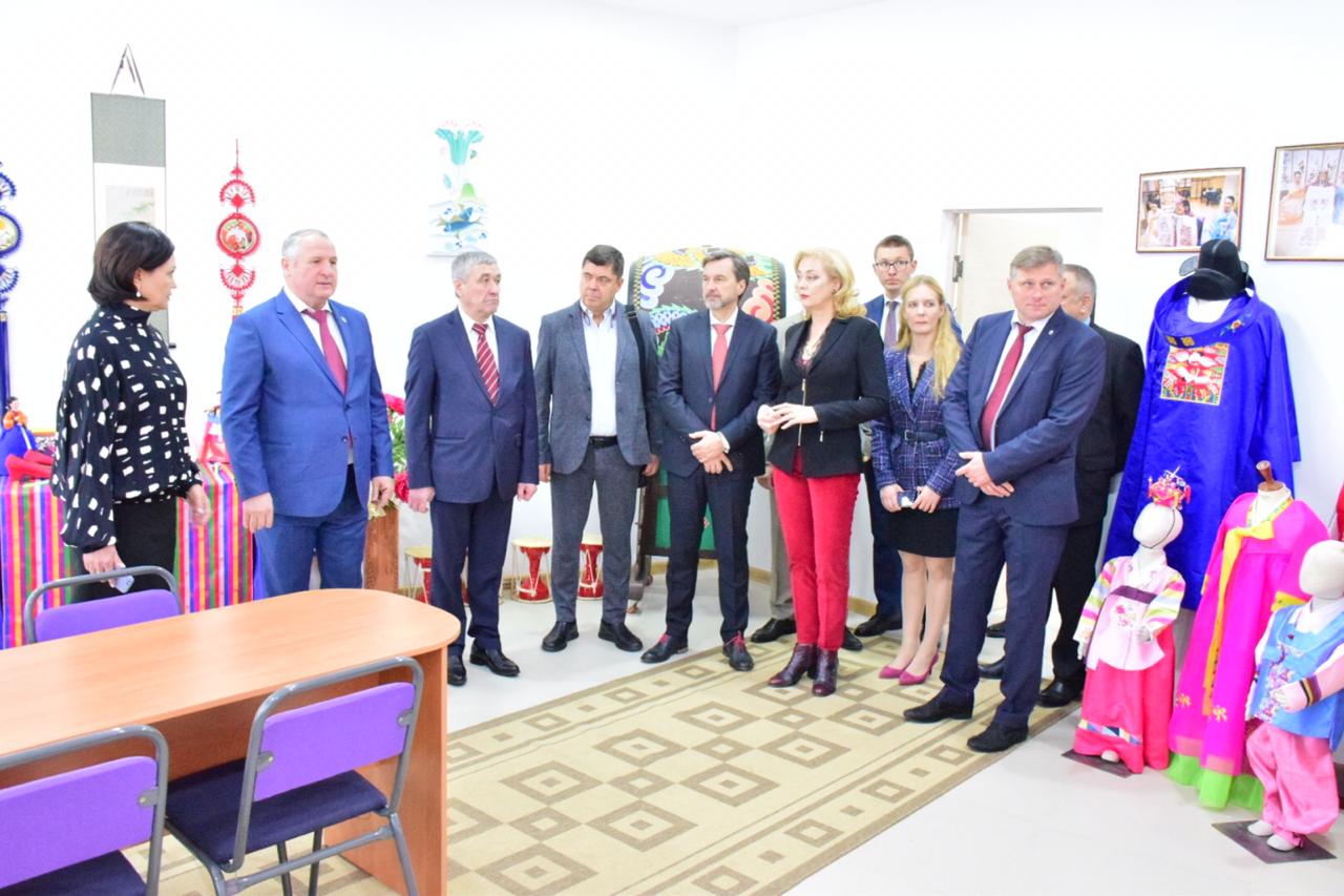 ەلوردادا حالىقارالىق بيزنەس-فورۋم ءوتتى