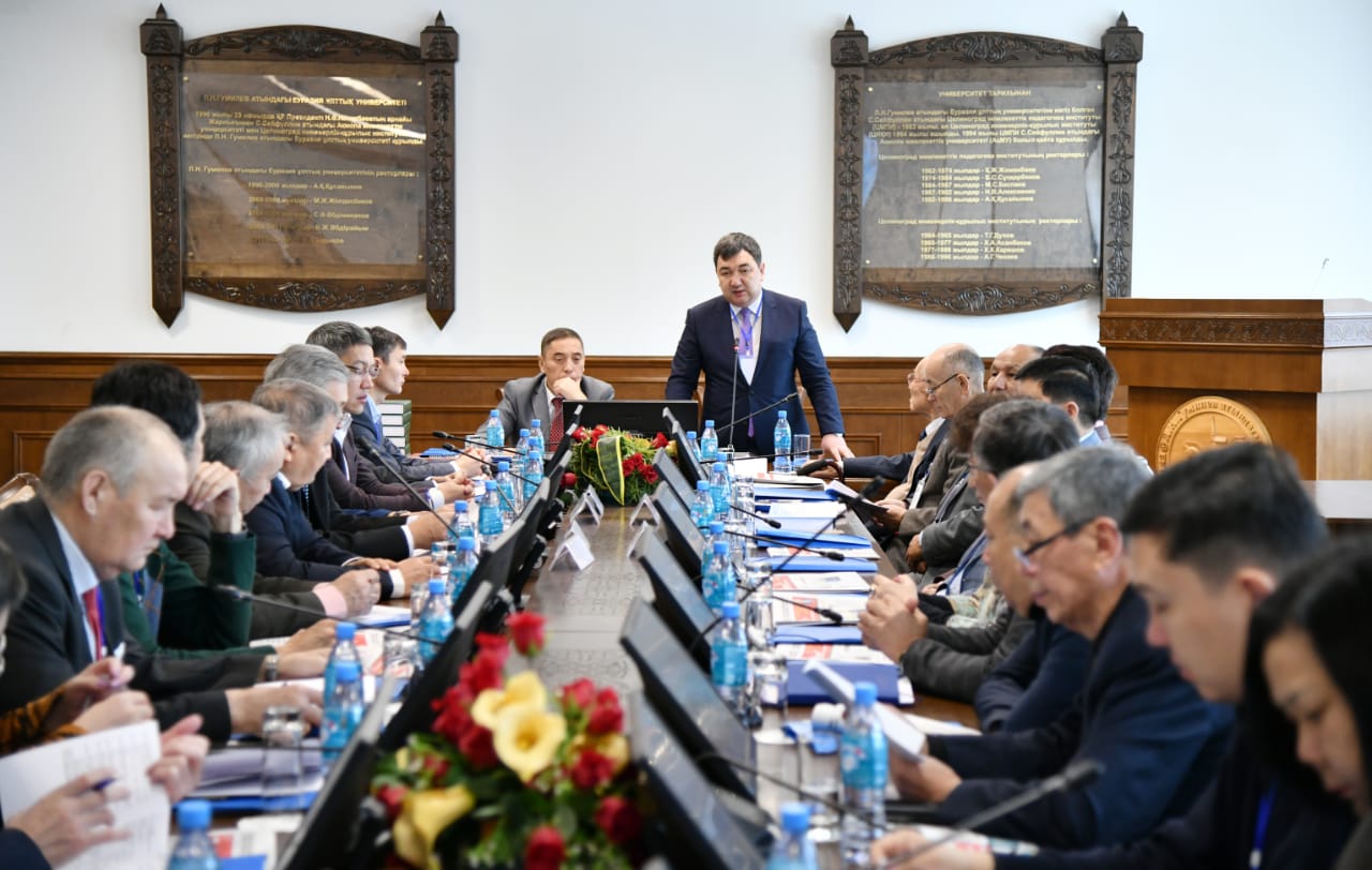 ەۋرازيا ۇلتتىق ۋنيۆەرسيتەتىندە «Egemen Qazaqstan» گازەتىنىڭ 100 جىلدىعىنا وراي كونفەرەنتسيا ءوتتى