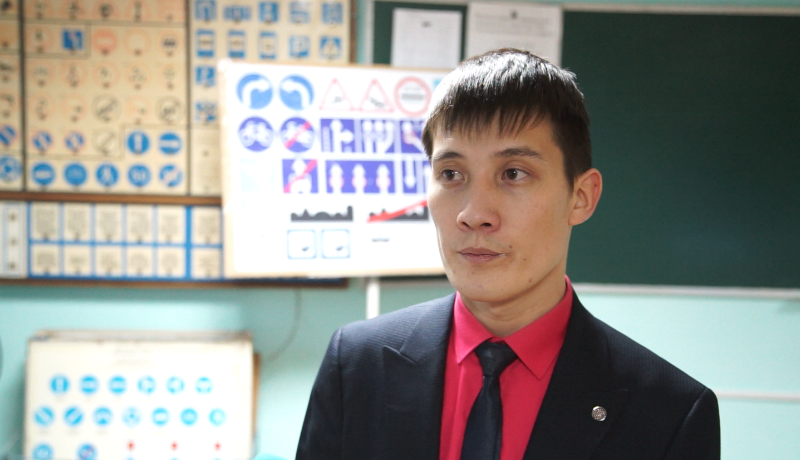 تەڭدەسى جوق بىرەگەي اۆتومەكتەپ