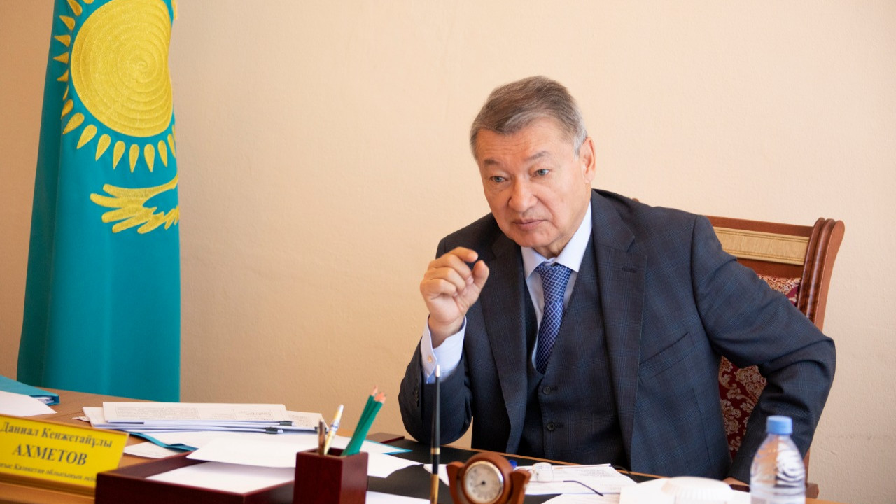 د.احمەتوۆ بۇقتىرما سۋ قويماسىنا كوپىر سالۋ جايىنا توقتالدى