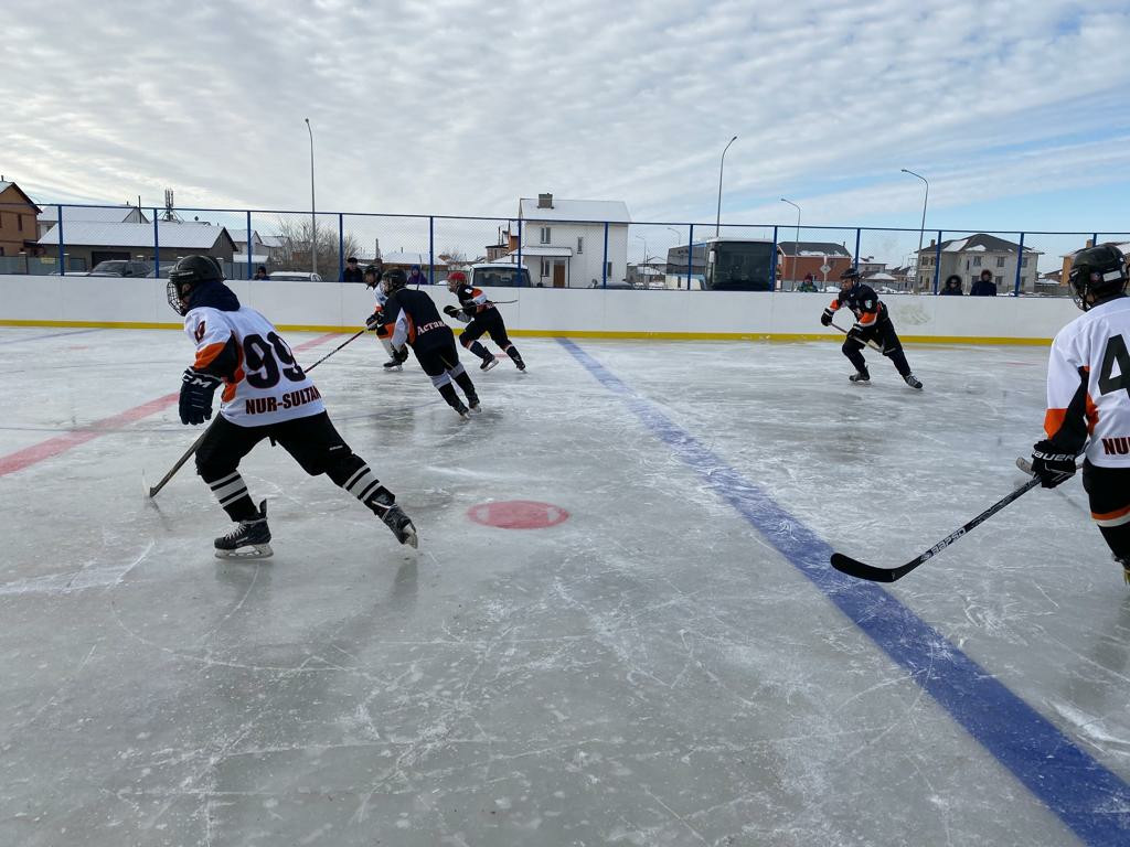 ۇركەر ەلدى مەكەنىندە مۇز ايدىنى اشىلدى