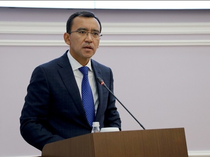 ماۋلەن اشىمباەۆ: بۇل – قازاق پەن قىرعىزدىڭ دوستىق قاتىناستارىن ودان ءارى نىعايتۋعا باعىتتالعان باسقوسۋ