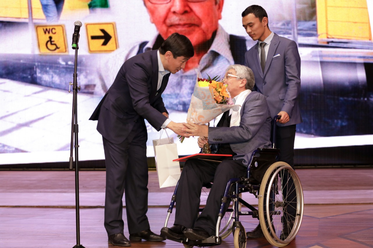 «جان شۋاق» سىيلىعىنىڭ جەڭىمپازدارى ماراپاتتالدى