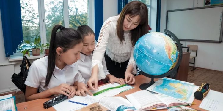 كوكشەتاۋدا جاس پەداگوگتار باس قوستى 