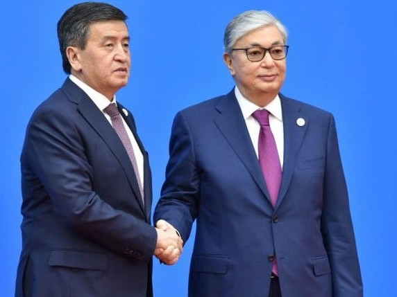 س.جەەنبەكوۆ: قىرعىزستان-قازاقستان قاتىناسى جاڭا ساپالى دەڭگەيگە كوتەرىلەدى