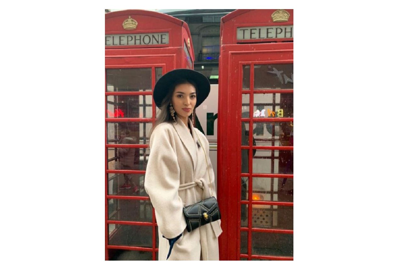 قازاق ارۋى لوندوندا ءجۇر – ءمادينا باتىق «الەم ارۋى» بايقاۋىنىڭ ۇزدىك مودەلدەرى وندىعىنا ەندى