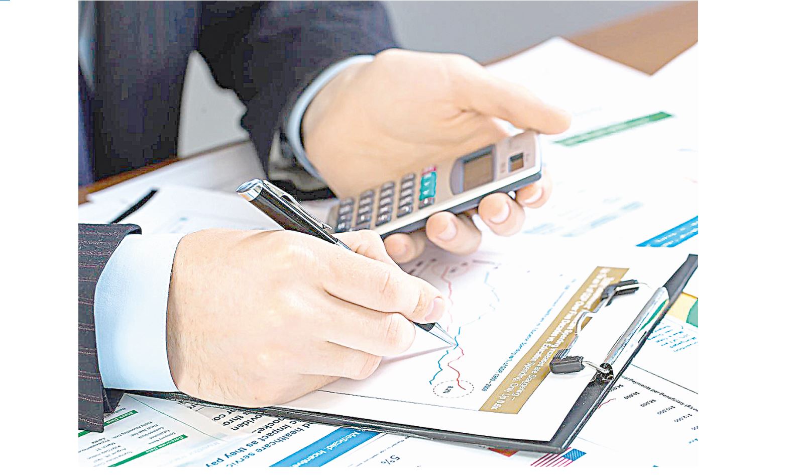 بانك بيزنەسكە, بيزنەس ەكونوميكاعا سەنبەيدى