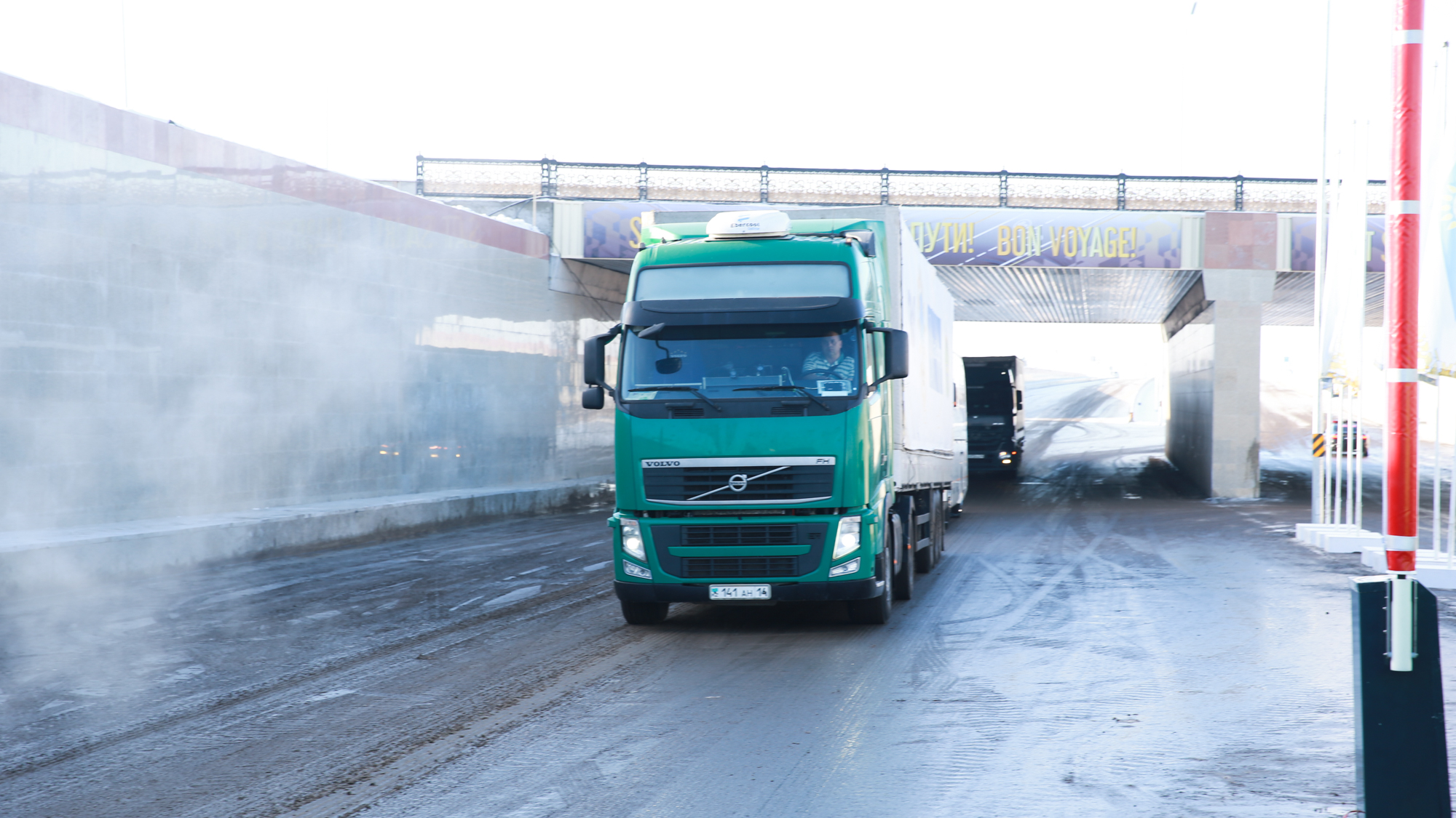 ۇكىمەت باسشىسى نۇر-سۇلتان ماڭىنداعى اينالما اۆتوجولدى اشۋ راسىمىنە قاتىستى