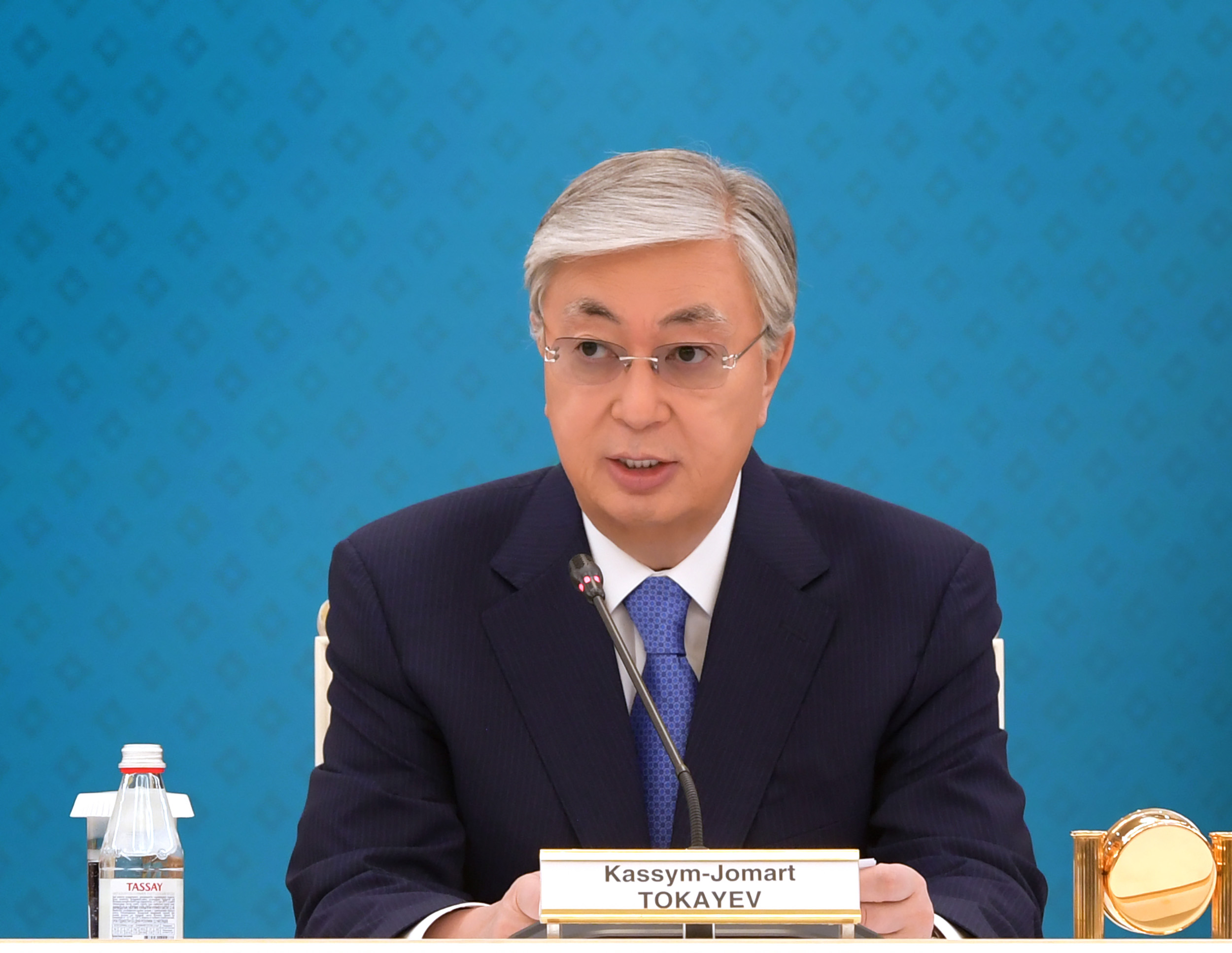 مەملەكەت باسشىسى فرانتسيا بيزنەسىنىڭ وكىلدەرىمەن كەزدەستى