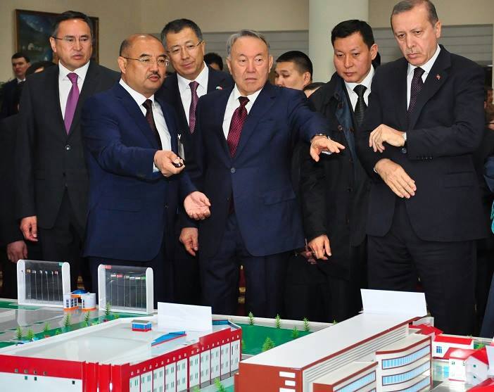 تۇركىستاندى تۇلەتكەن