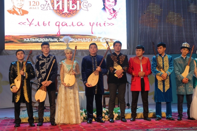 قاراعاندى وبلىسىندا « ۇلى دالا ءۇنى» اتتى حالىقارالىق ايتىس ءوتتى