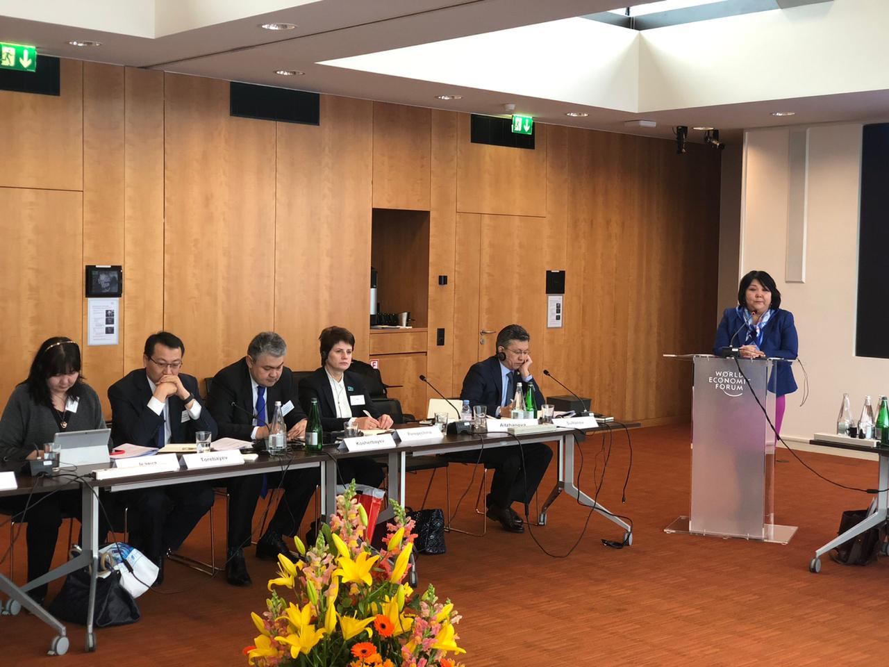 سەناتور ولگا پەرەپەچينا دسۇ ماسەلەلەرى بويىنشا سەمينارعا قاتىستى