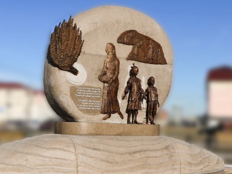 قۇمارشىق – ءنارلى تاعام ءھام جەڭسىك اس