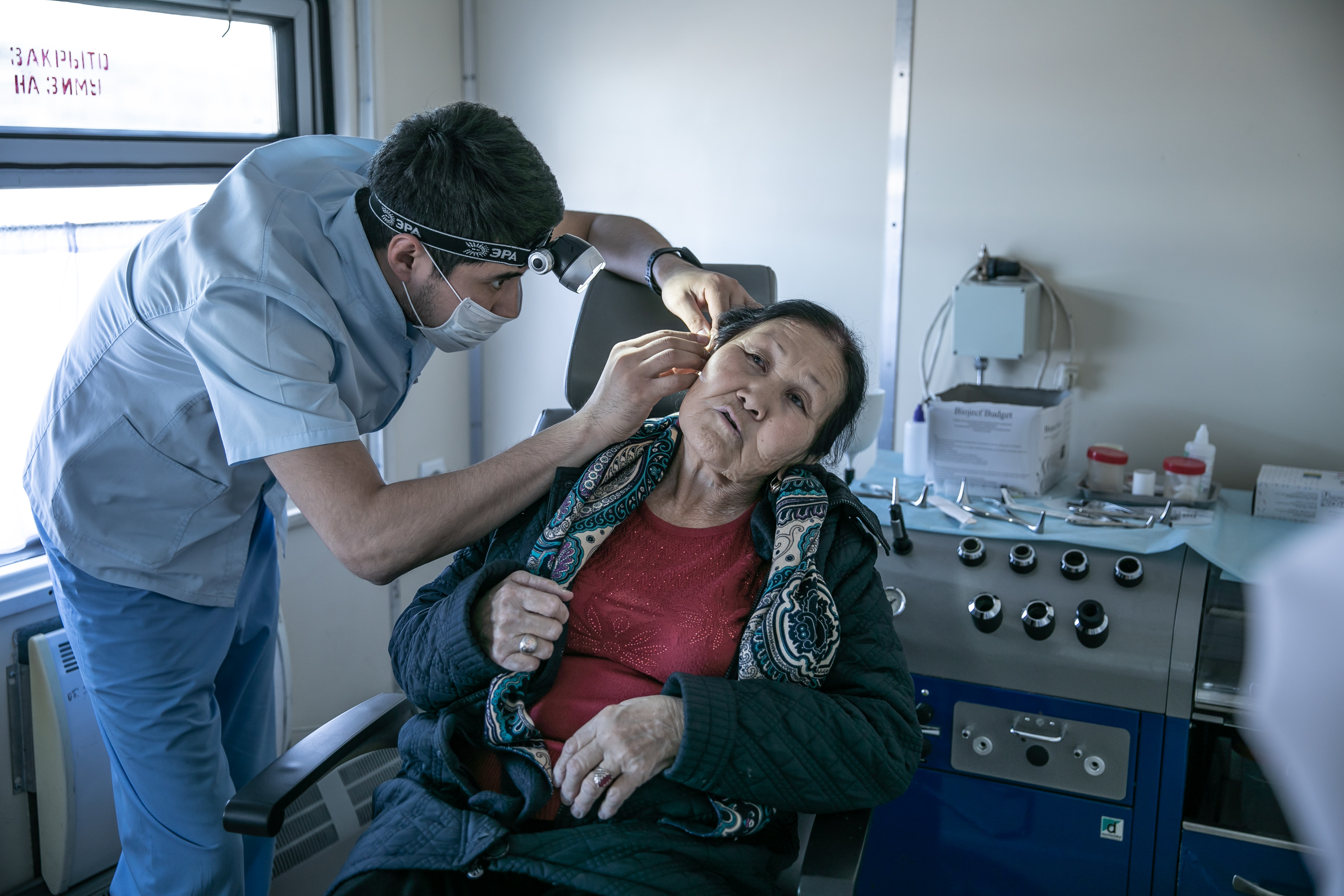 «دەنساۋلىق» پويىزى شالعاي اۋىل تۇرعىندارىنا مەدكومەك كورسەتتى