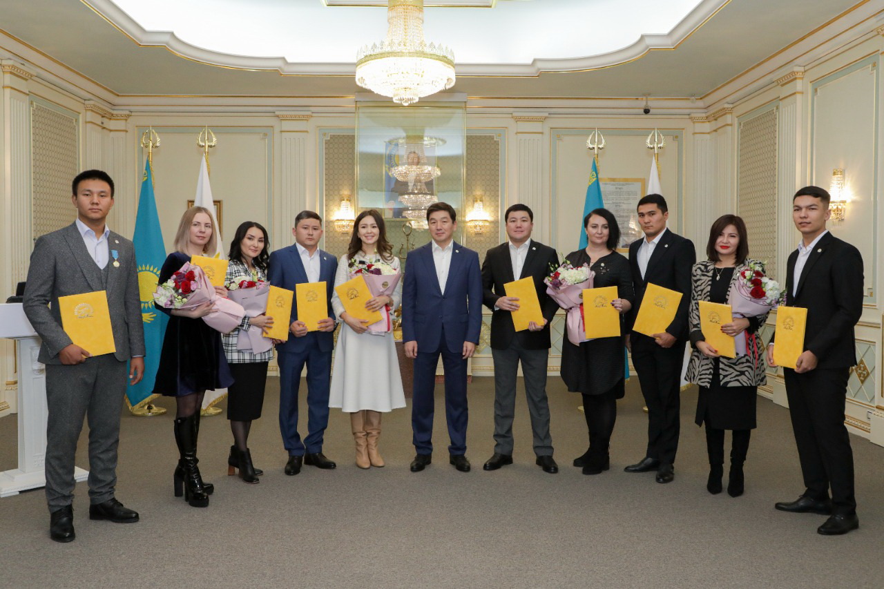 پارتيا قاتارى 2 مىڭ ادامعا كوبەيدى