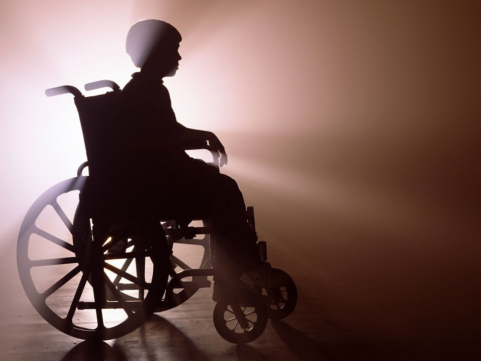 الماتىدا مۇگەدەكتەردىڭ حالىقارالىق كۇنىنە وراي قايىرىمدىلىق شاراسى ءوتتى