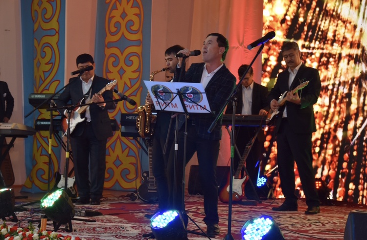 قازالىدا رەترو-فەستيۆال ءوتتى