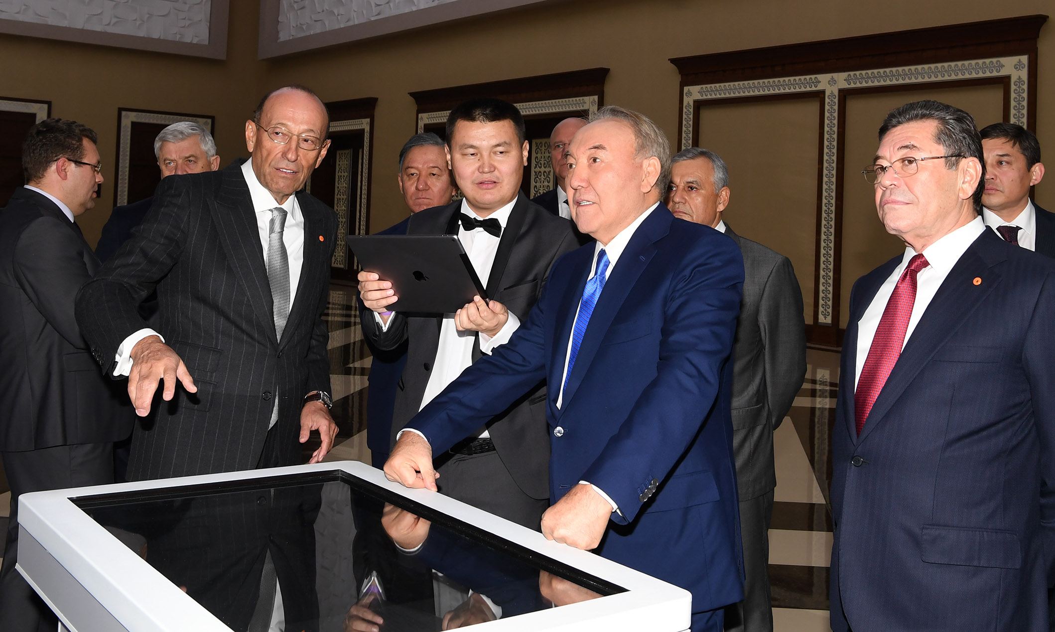 سالتاناتتى ءىس-شاراعا قاتىستى