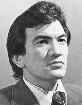 تۇركىتانۋشى عالىم اسقار ەگەۋباەۆتىڭ ۇيىنە ەسكەرتكىش تاقتا ورناتىلدى