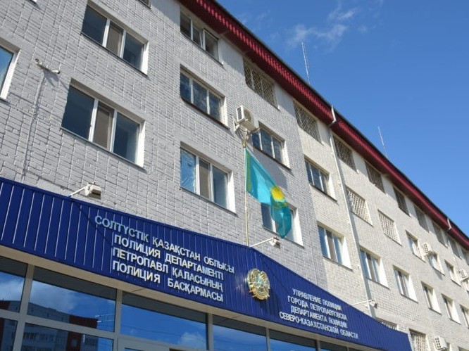 قىزىلجار پوليتسەيلەرى تاۋەلسىزدىك كۇنىن ونەرلەرىمەن قارسى الدى