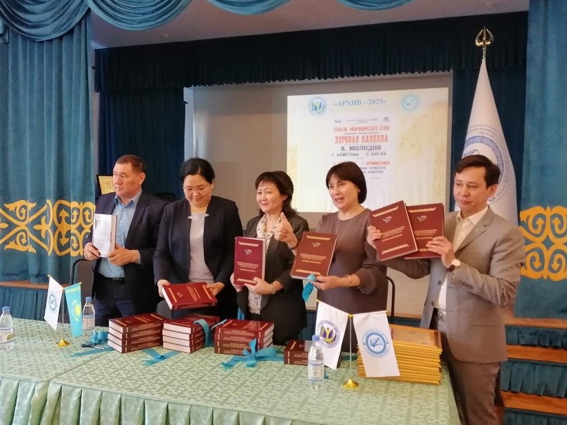 قازاق حالقىنىڭ ۇلت-ازاتتىق كوتەرىلىسى تۋرالى مونوگرافيانىڭ تانىستىرىلىمى ءوتتى