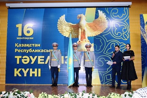 الماتىنىڭ بارلىق اۋدانىندا تاۋەلسىزدىك مەرەكەسى تويلاندى