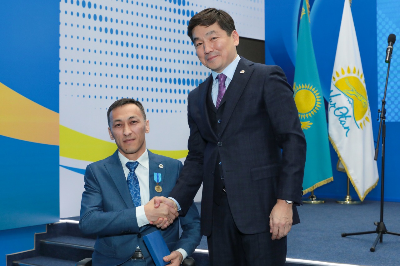 مەرەكە قارساڭىنداعى مەرەيلى ءسات